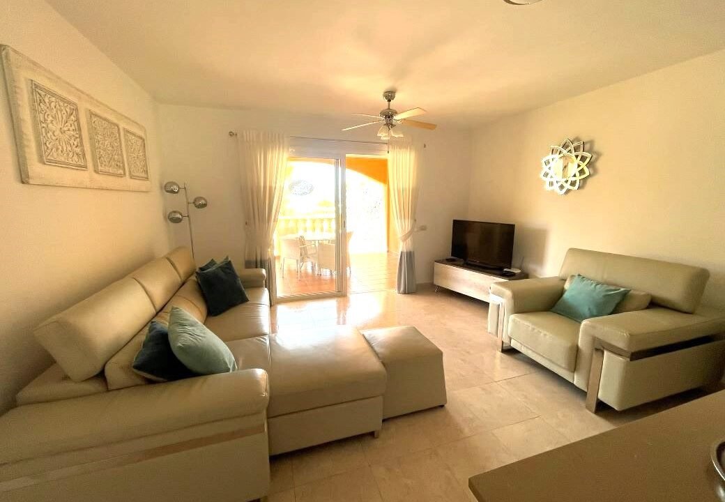 Lounge 2